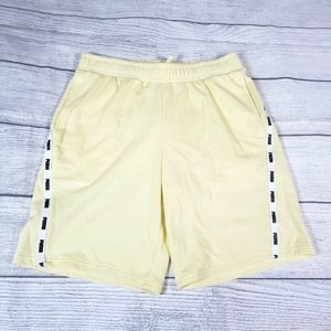 Puma Fleece Shorts Yellow, Mens Size: Large , New With Tags (Perfect Con…